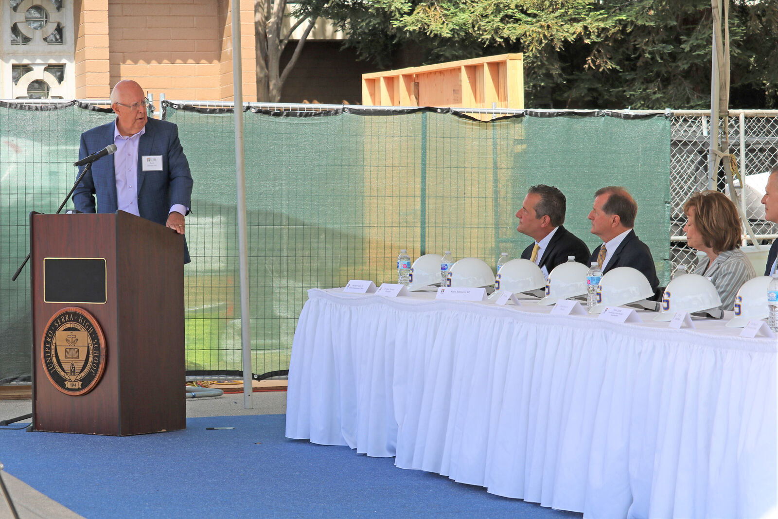 Ken Stinson speaks at the groundbreaking of the JunÃpero Serra High School's Stinson Center